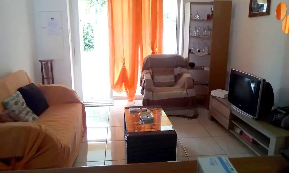 House With 3 Bedrooms in La Chaloupe St Leu, With Enclosed Garden and