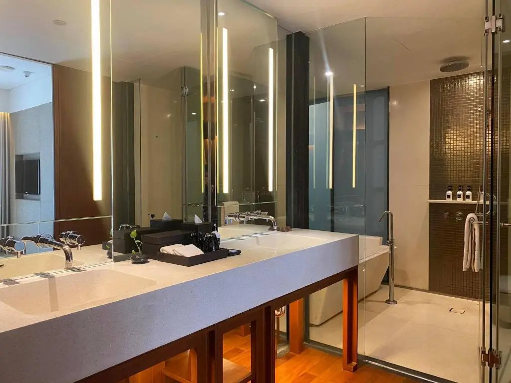 Hansar Bangkok Hotel