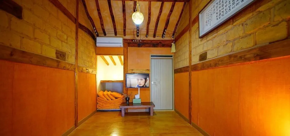 Damso Guest House
