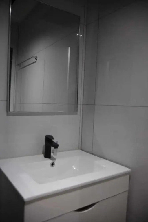 Hayat Hotel 94Juta