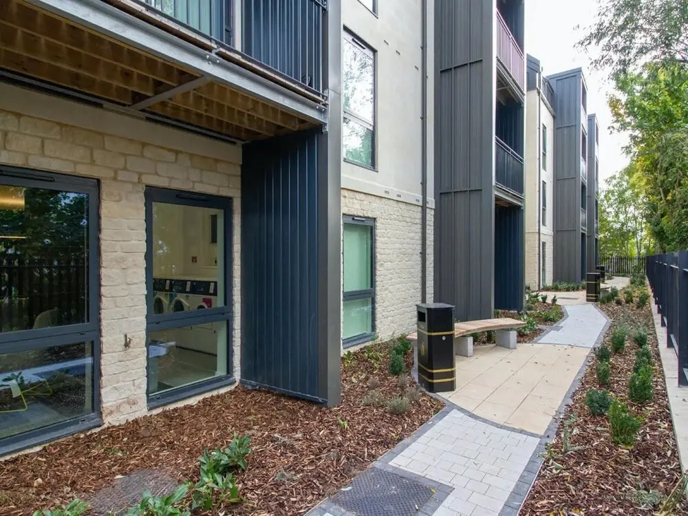 Trendy Studios for Students Only - BATH