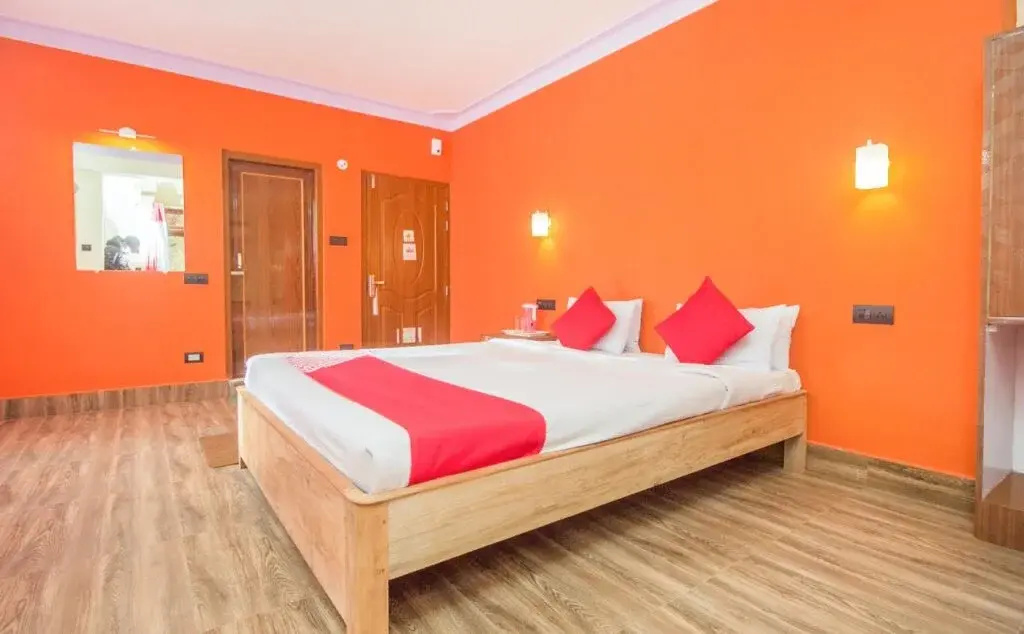 Hotel Red Cherry Pelling
