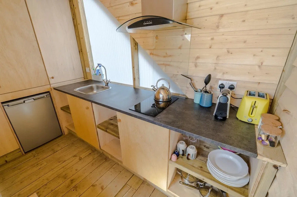 Killarney Glamping at the Grove, Suites and Lodges