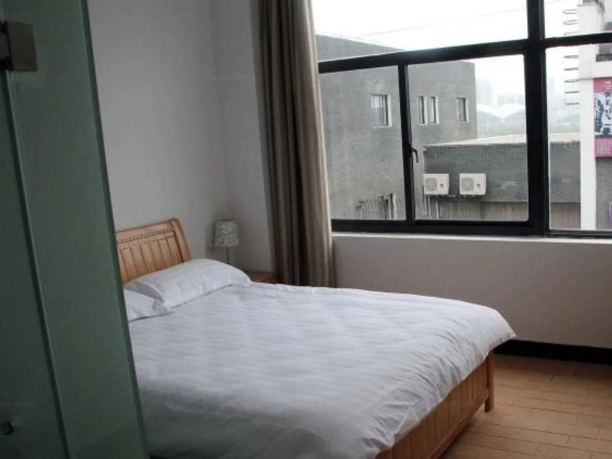 SHELE International Youth Hostel