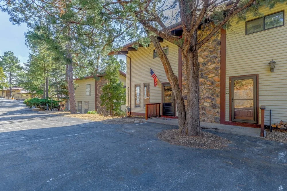 Hold Your Horses by Ruidoso Vacation Rentals