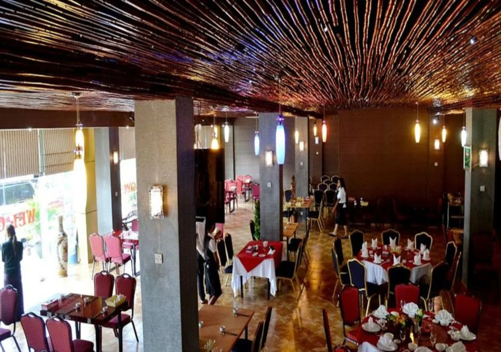 Excel Palace Hotel