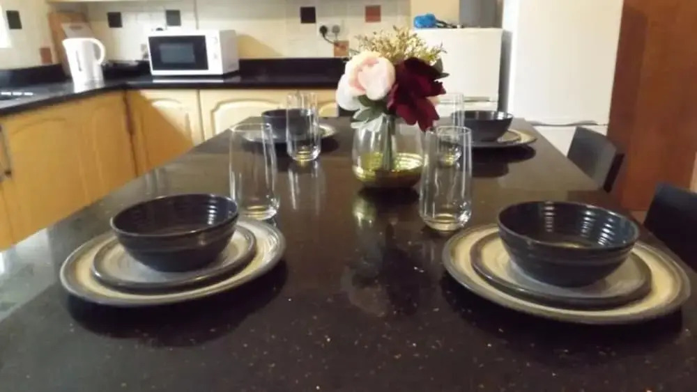 Room in Guest Room - Comfortable Single Room in Coventry