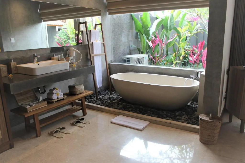 Purana Suite Ubud