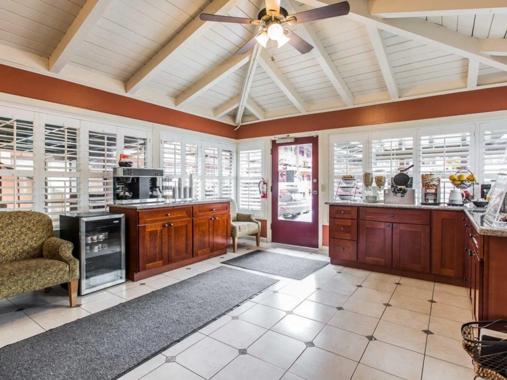 Clarion Collection Wilkies Inn Pacific Grove - Monterey