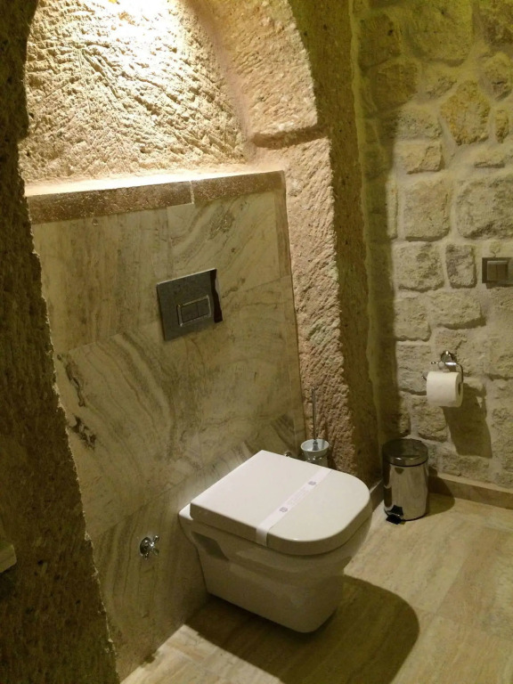 Oread Cave Suites