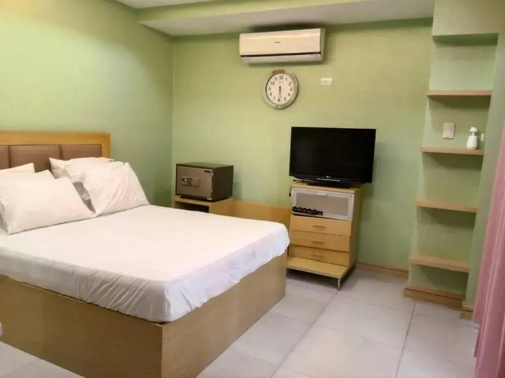 PICO DE LORO RESORT CONDOTEL