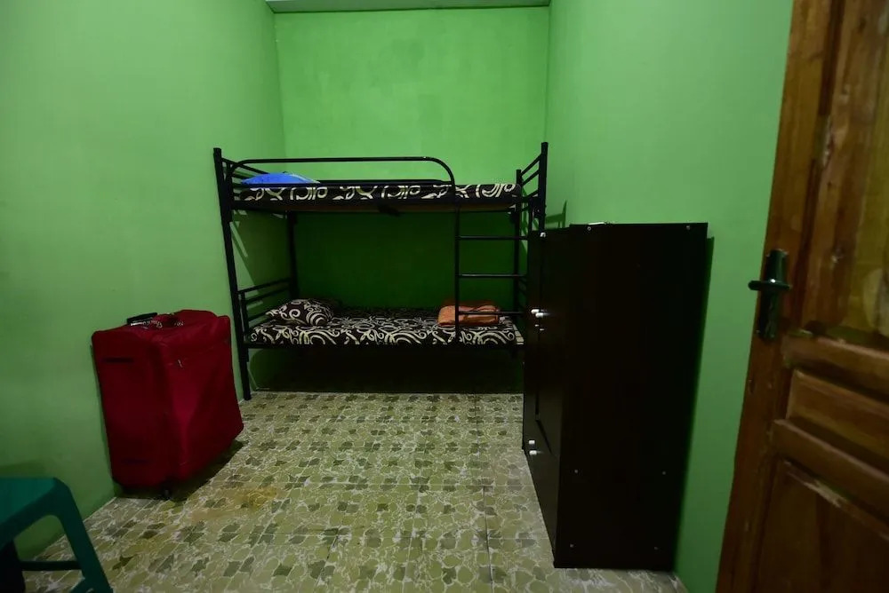 Medan Dazhong Backpackers Hostel