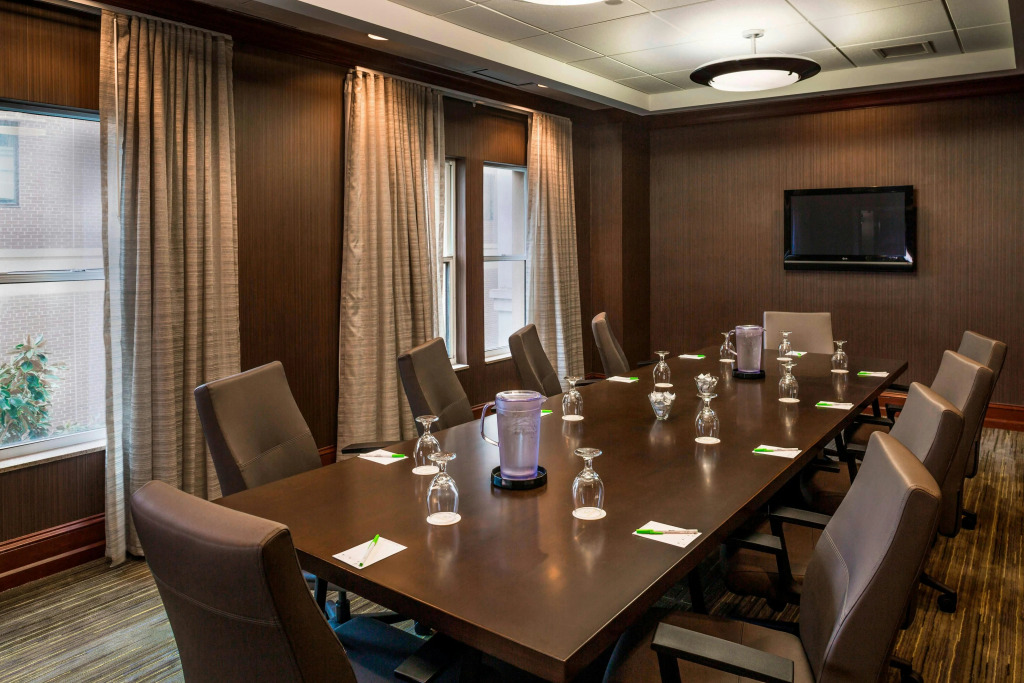 Courtyard by Marriott Norfolk Downtown