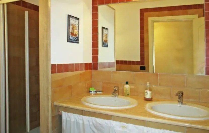 Flat 140M² 2 Bedrooms 2 Bathrooms - Cavi