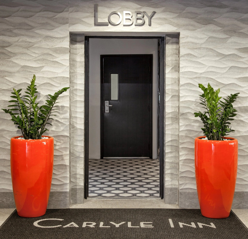 Carlyle Inn