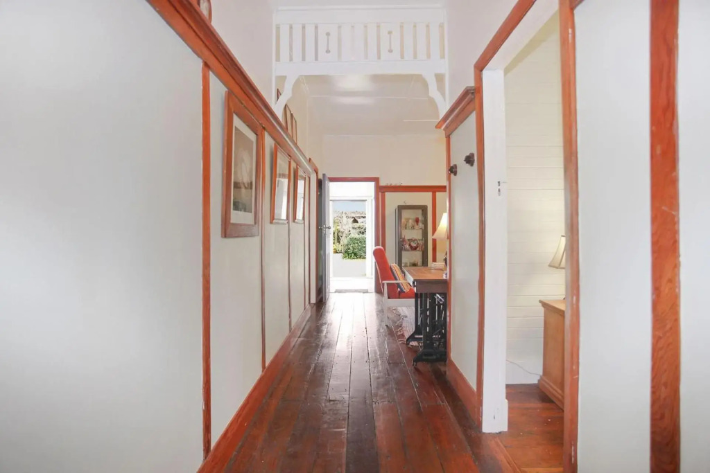 Sunroom Cottage