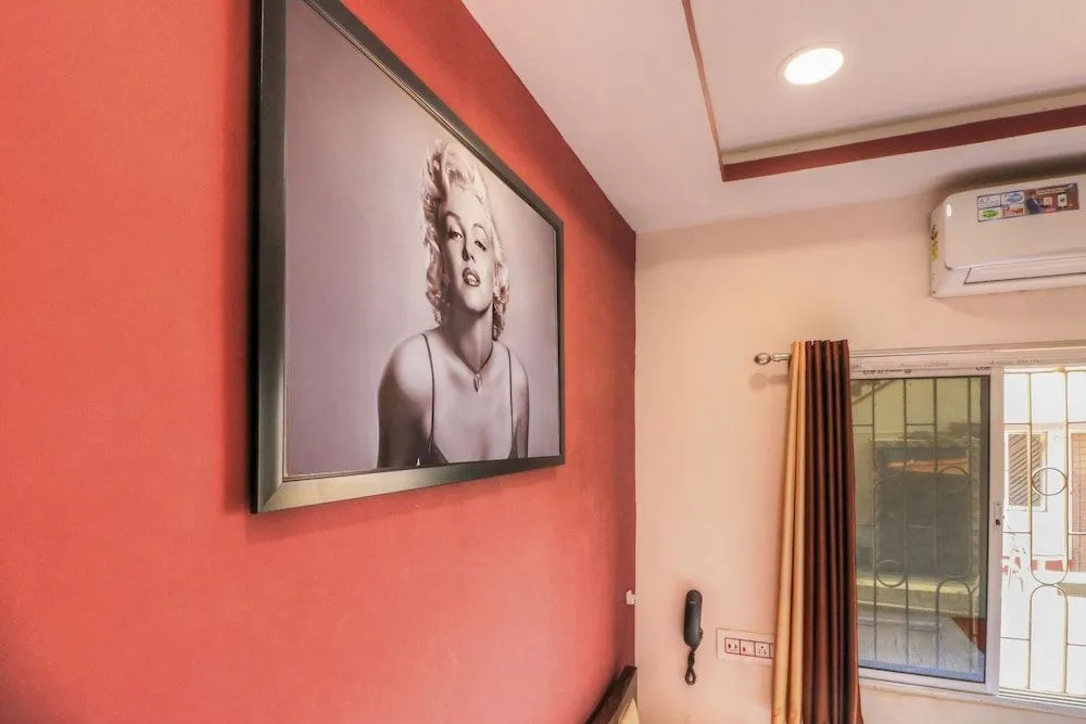 OYO 15722 Hotel Padmavati
