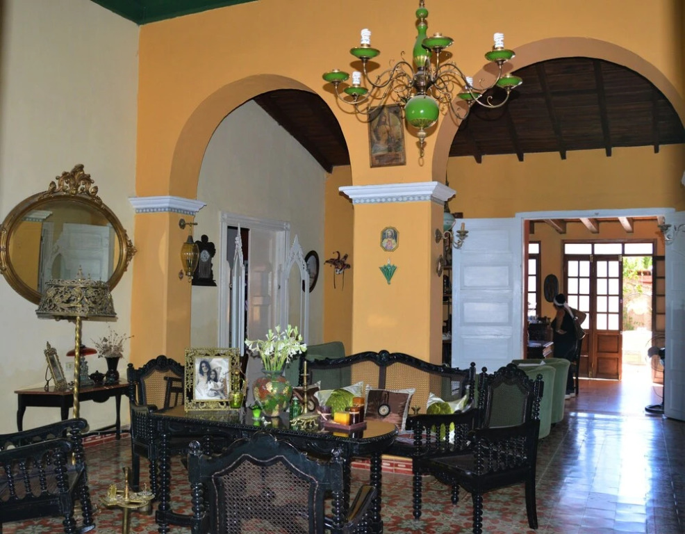 Casa Jesús María 407