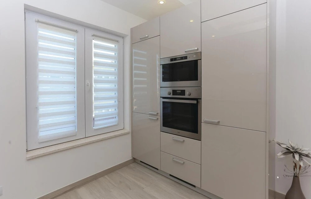Stunning Home in Kastel Stafilic With Wifi and 6 Bedrooms