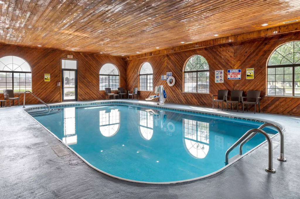 Comfort Inn & Suites Napoleon