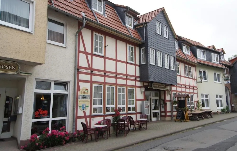 Hotel "Drei Rosen" OHG Regina & Hans - Peter Faßbinder
