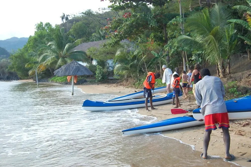 Moheli Laka Lodge