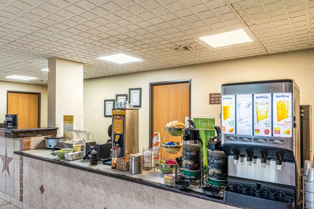 Quality Suites San Antonio Brooks City Base