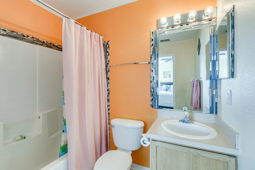 Florida Home: Resort Amenities, Near Disney World