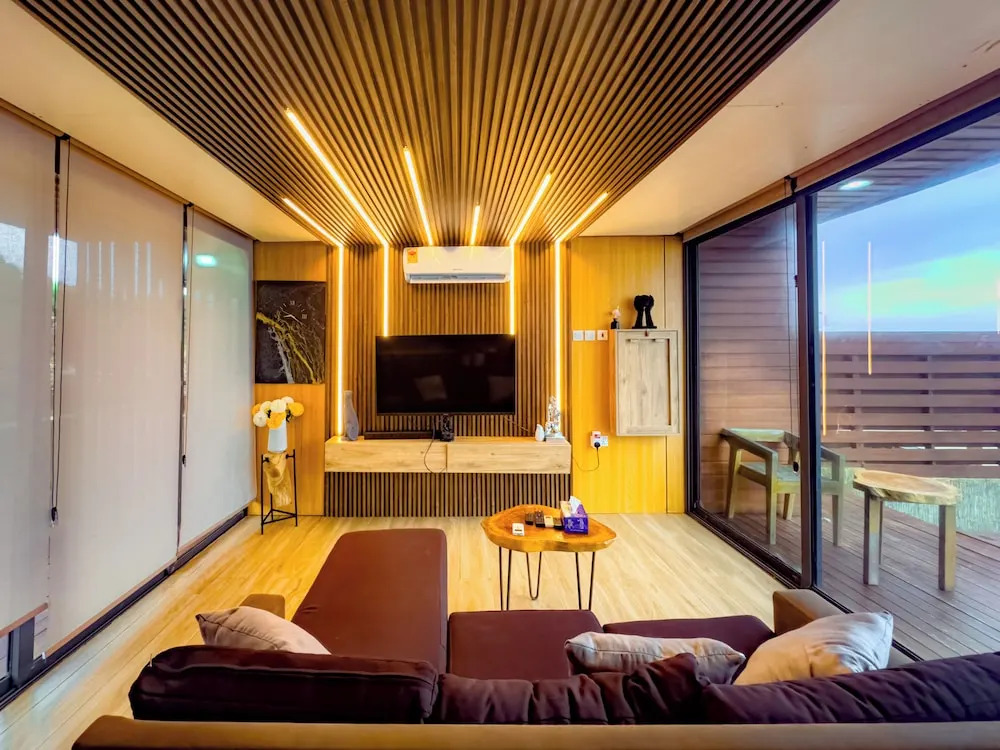 Selah Beach Cabins