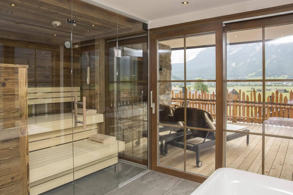 PUR Suites & Chalets