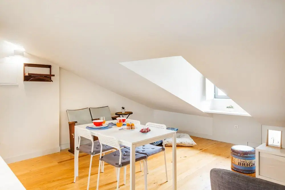 Oporto Loft with Mezzanine