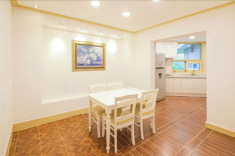 Yongin Ida Wood Pension