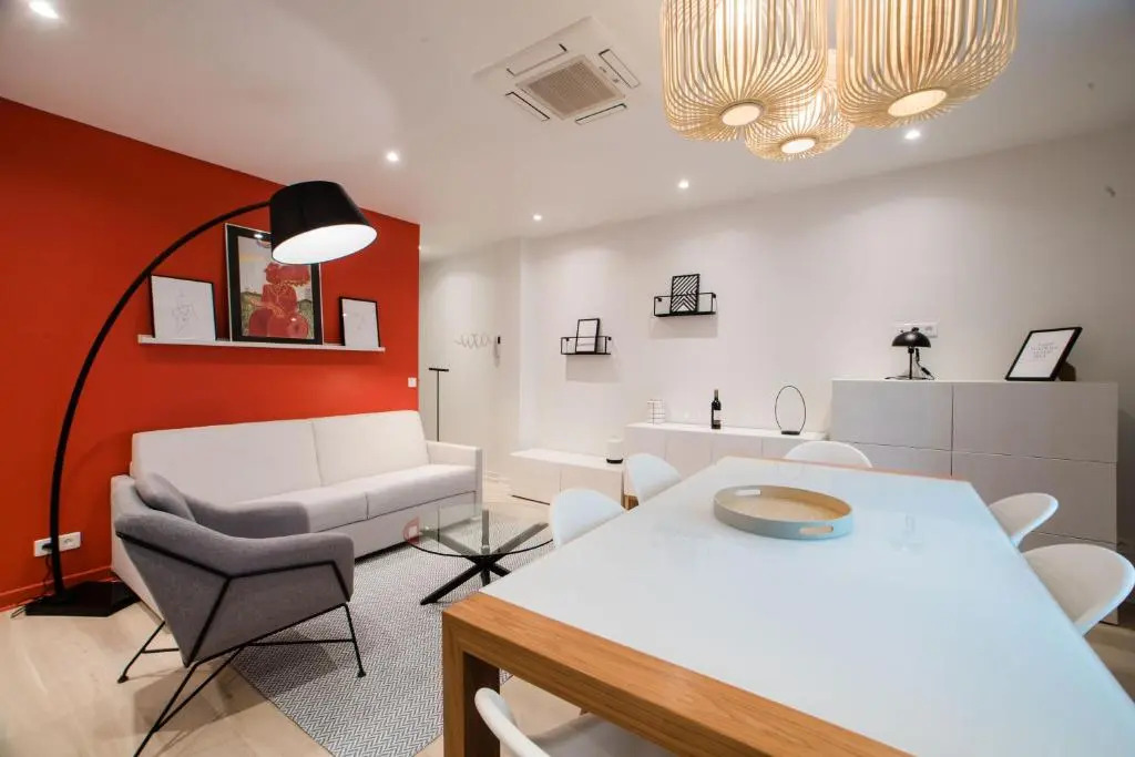 SUITE COCTEAU : au cœur de la Rive Gauche, neuf, design, 2/4/6 personnes
