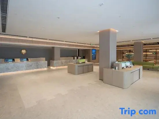 JI Hotel (North Gate of Xijindu Scenic Area, Zhenjiang)