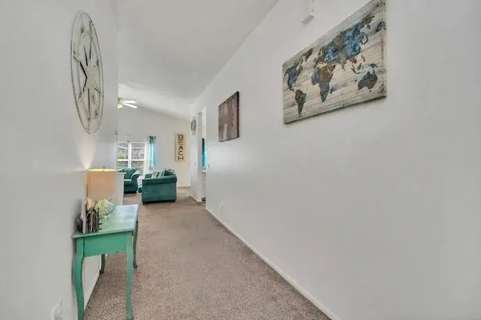 114 Castlemain in Davenport