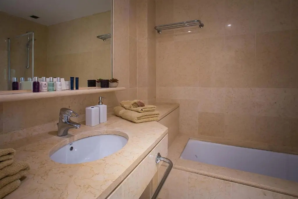 Sotogrande Marina 3 Br Duplex With Large Terrace