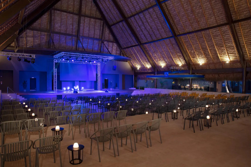 Dreams Flora Resort & Spa