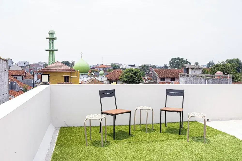 Inara Guesthouse & Villa