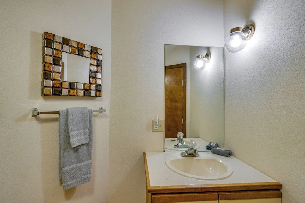 Boaters Haven! Lake of the Ozarks Resort Retreat