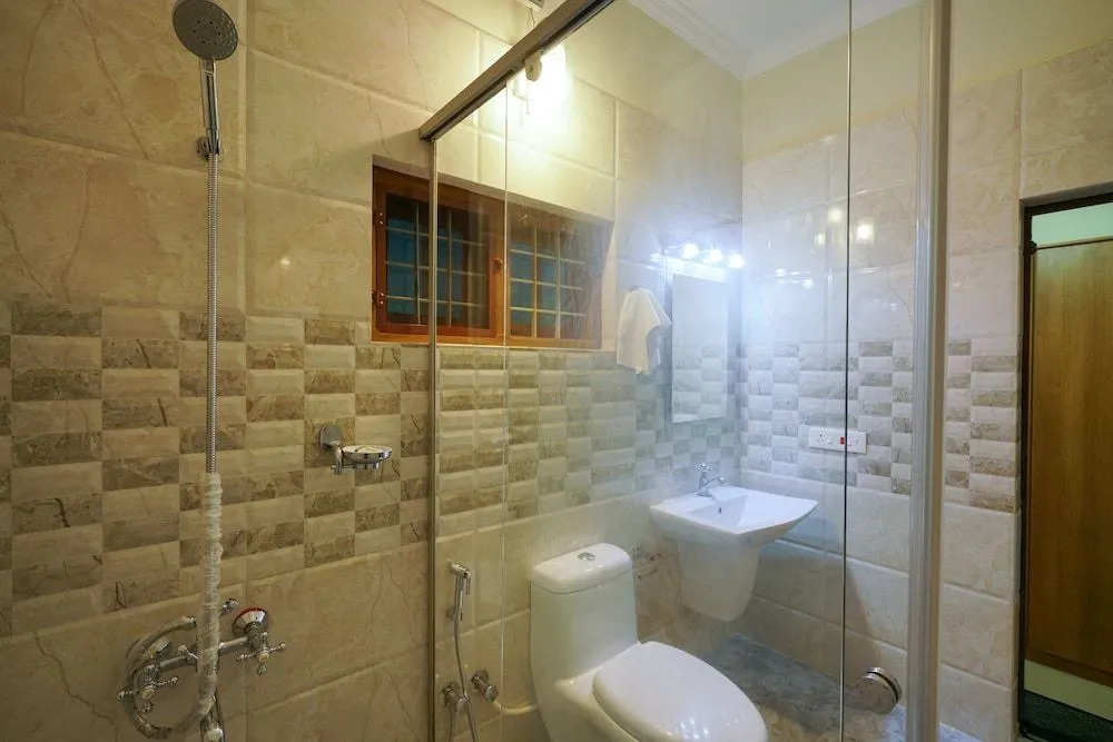 Oyo 16460 Serene Stay