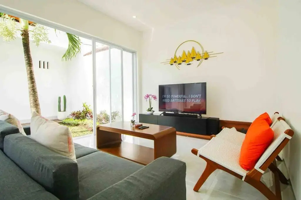 Villa Akmali Seminyak Drupadi 2 Bedrooms w/Pool 5mins to Beach