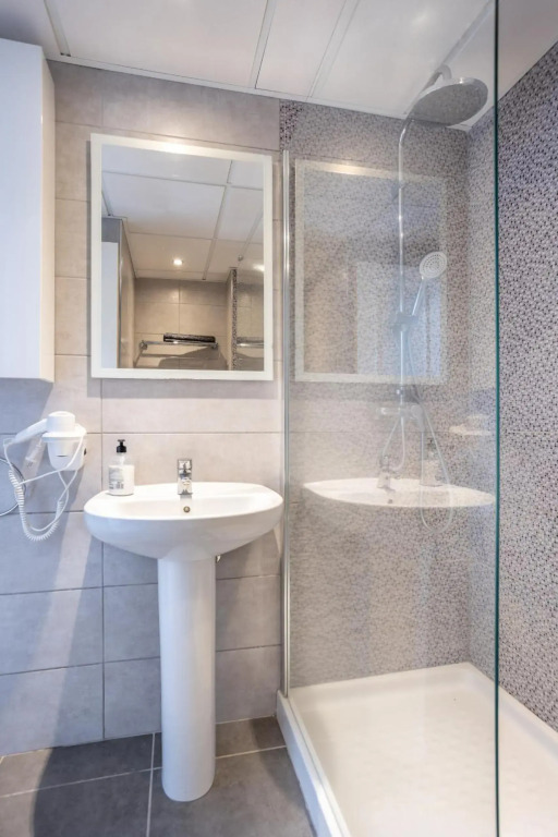 Matthew's Flat Los Cristianos by LoveTenerife