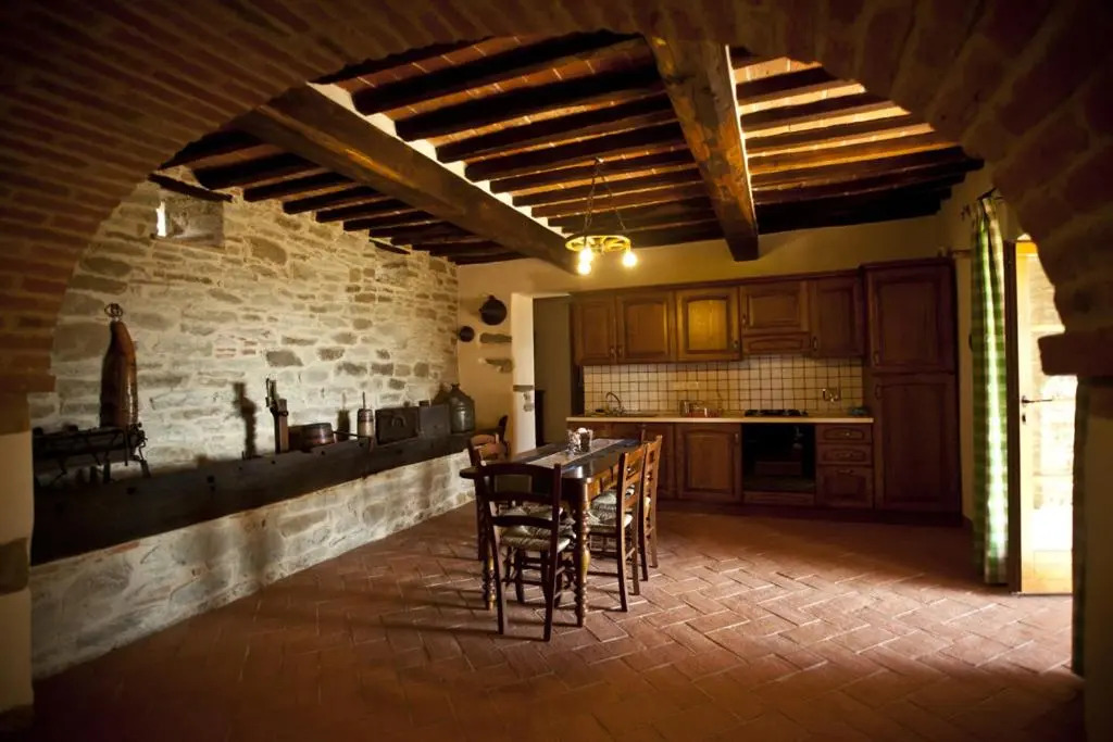 Tenuta Angelici Winery Casa Contea with pool and panoramic pool Cortona