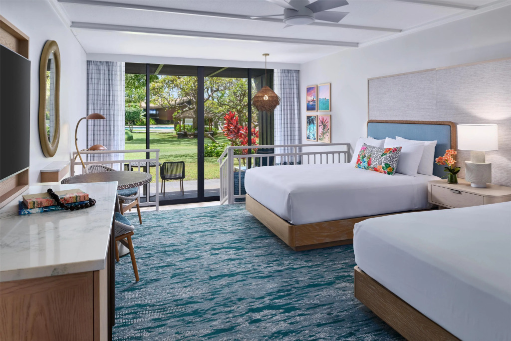 OUTRIGGER Kāʻanapali Beach Resort