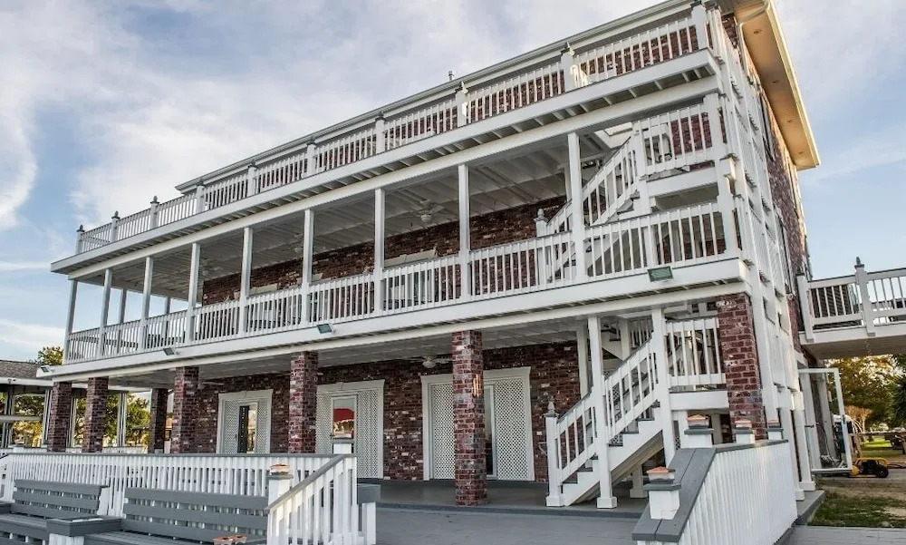 Waterfront NOLA Villa: 23 Mi to French Quarter