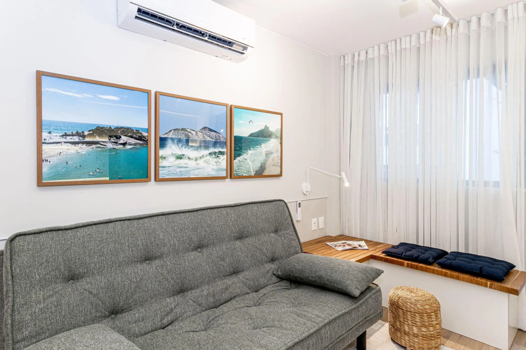 Quarto&sala A 170m Da Praia De Ipanema | Fa 49/302