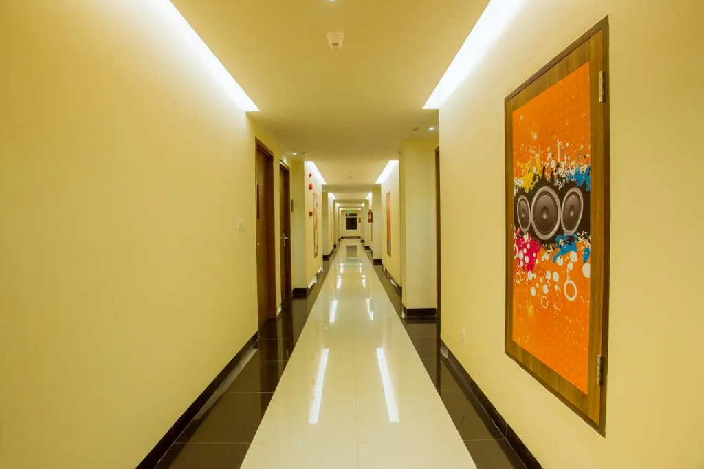 Front One Hotel Purwodadi