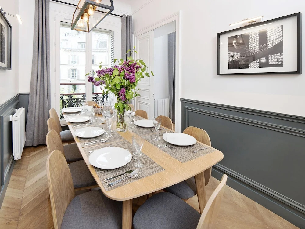 LUX 4BDR Opera Lafayette 3 by Livinparis