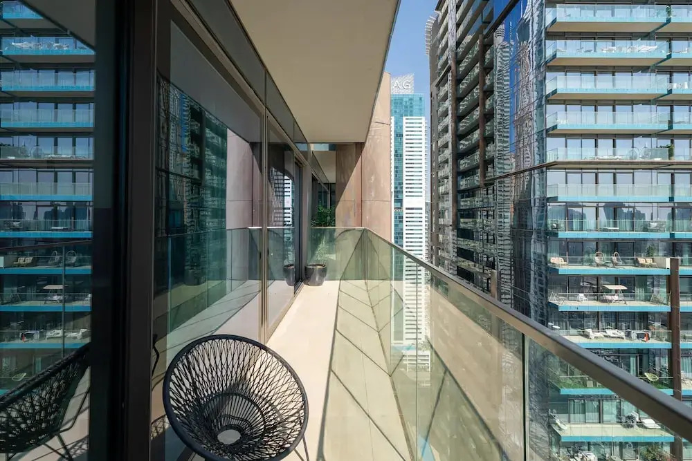Sleek 1BR at Dubai Marina w Balcony