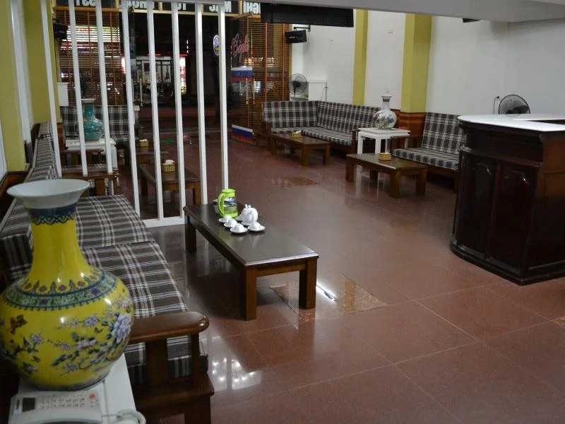 Mac Tu Khoa Hostel
